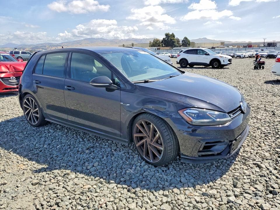 2019 VOLKSWAGEN GOLF R 4