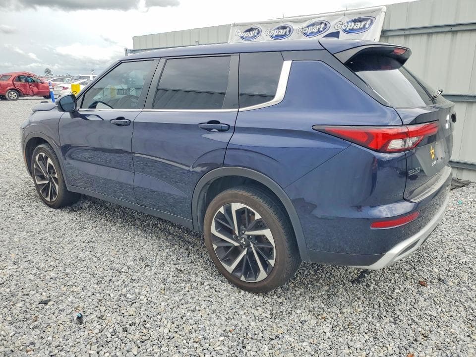 2023 MITSUBISHI OUTLANDER SE 3