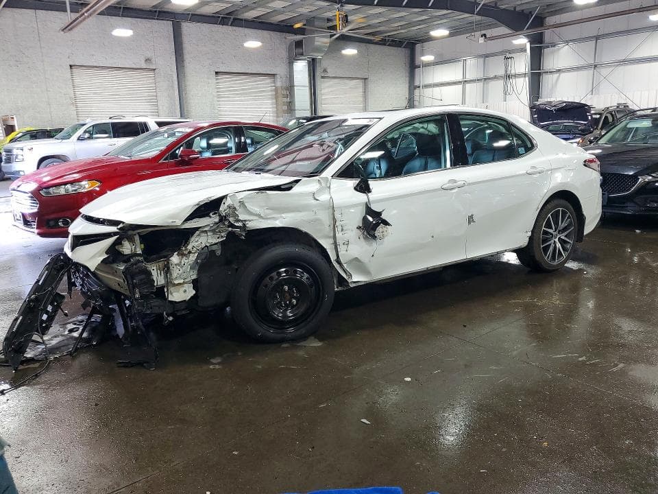 2022 TOYOTA CAMRY XLE XLE - 1