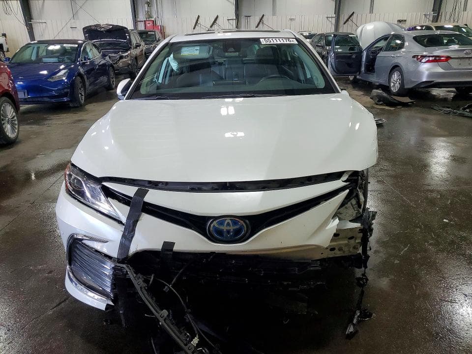 2022 TOYOTA CAMRY XLE XLE 5