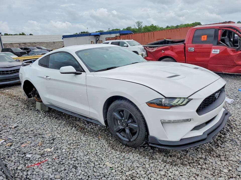 2019 FORD MUSTANG 4