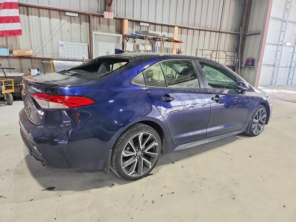2021 TOYOTA COROLLA SE 3