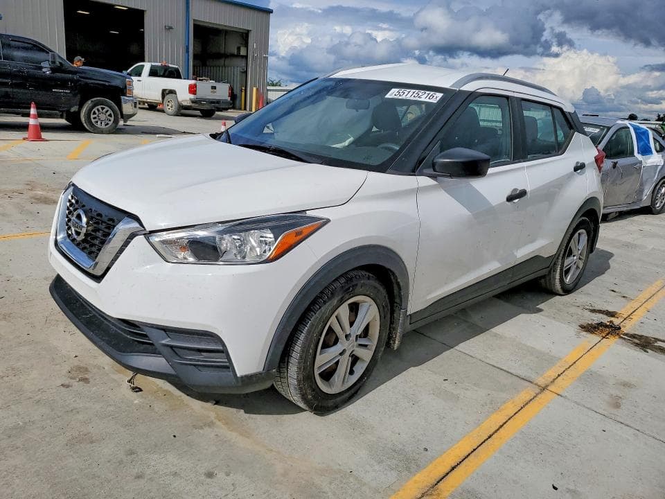 2018 NISSAN KICKS S 1