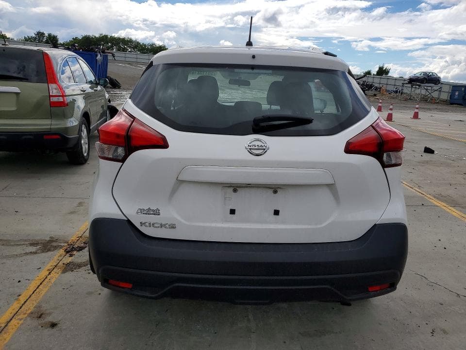 2018 NISSAN KICKS S 6