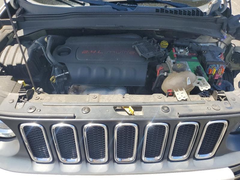 2017 JEEP RENEGADE SPORT 11