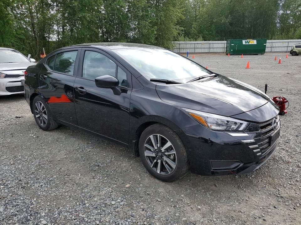 2025 NISSAN VERSA SV 4