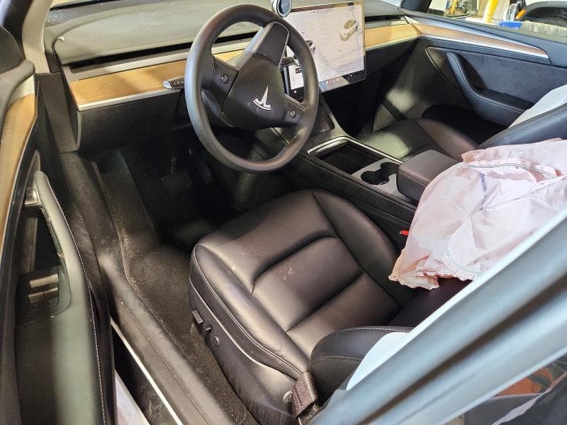 2023 TESLA MODEL Y 8