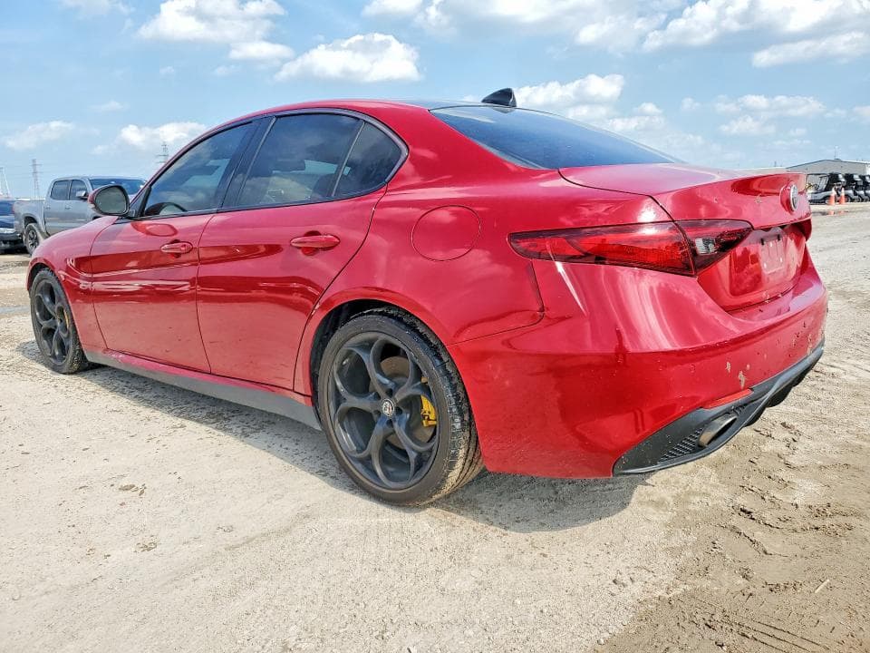 2018 ALFA ROMEO GIULIA TI 2