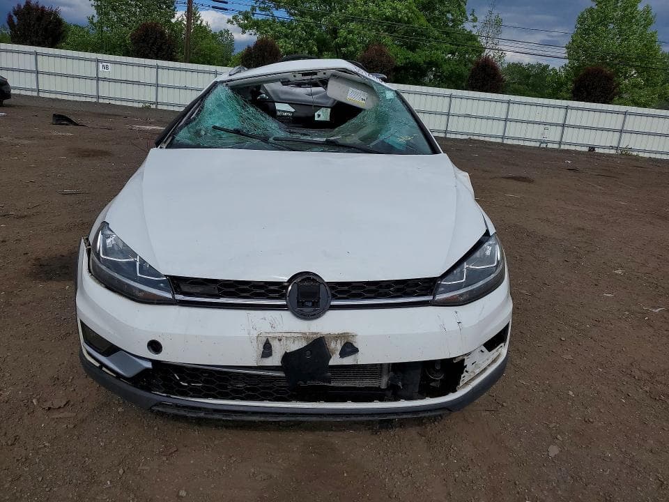 2019 VOLKSWAGEN GOLF ALLTRACK S 5