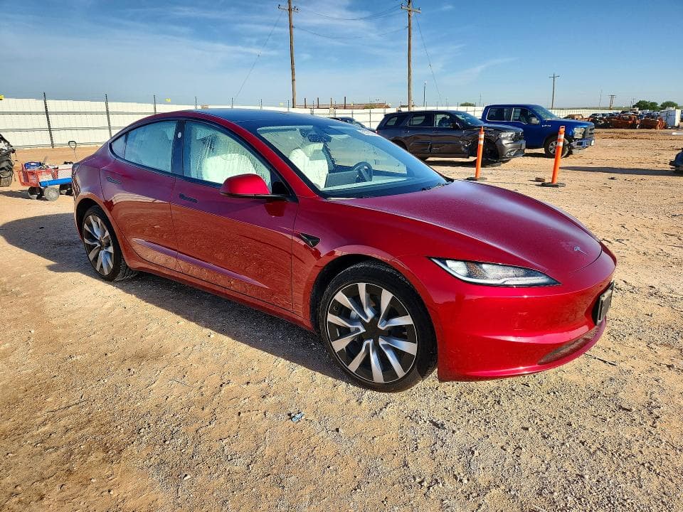 2025 TESLA MODEL 3 4