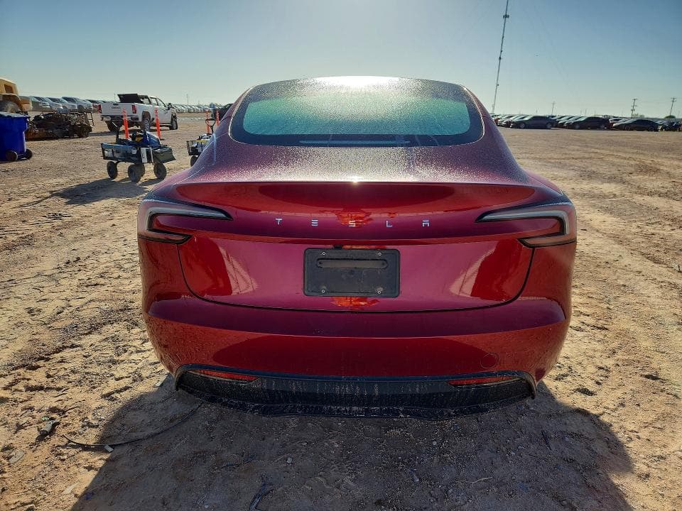 2025 TESLA MODEL 3 6