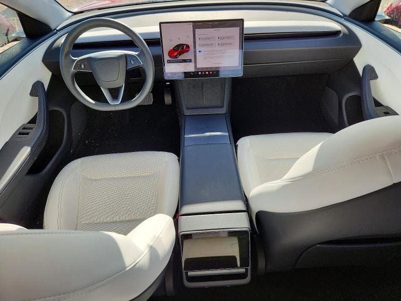 2025 TESLA MODEL 3 8