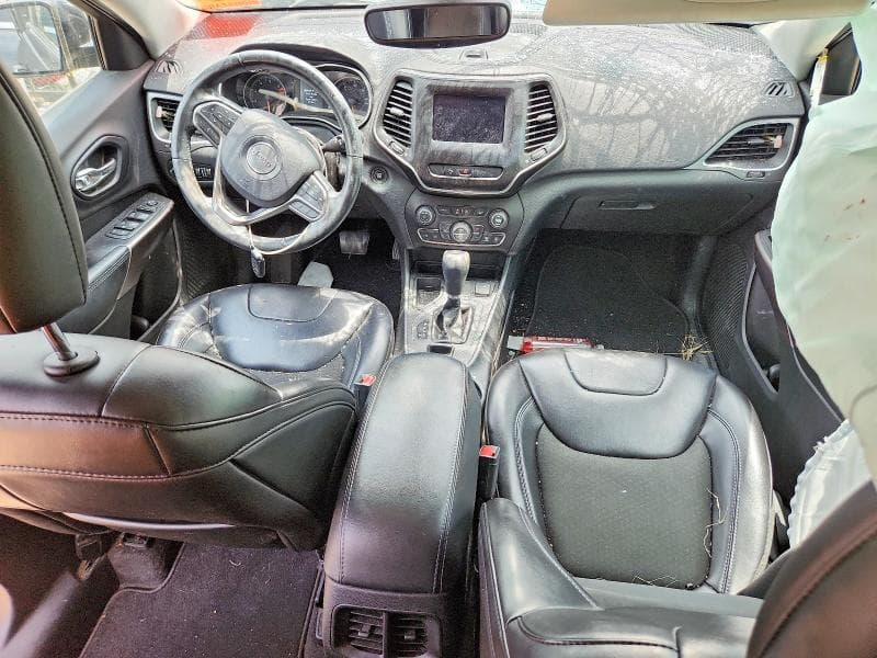 2019 JEEP CHEROKEE LATITUDE PLUS 8