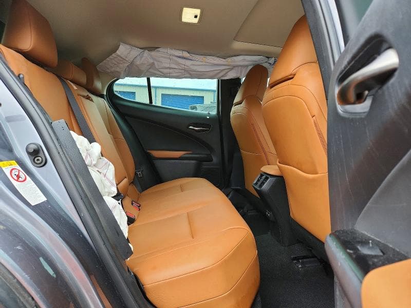 2019 LEXUS UX 200 11