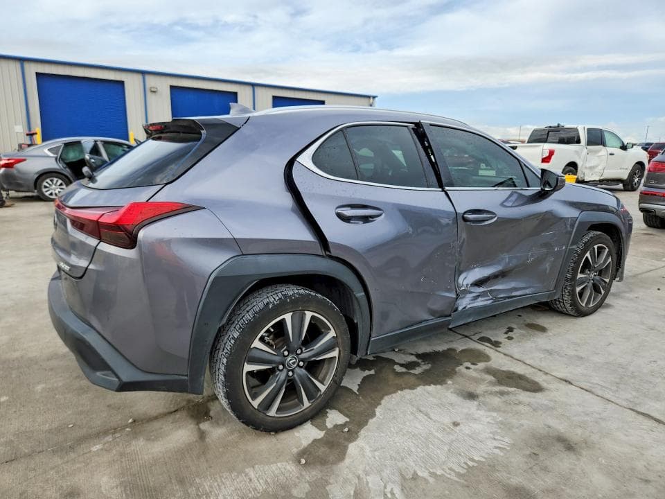 2019 LEXUS UX 200 3
