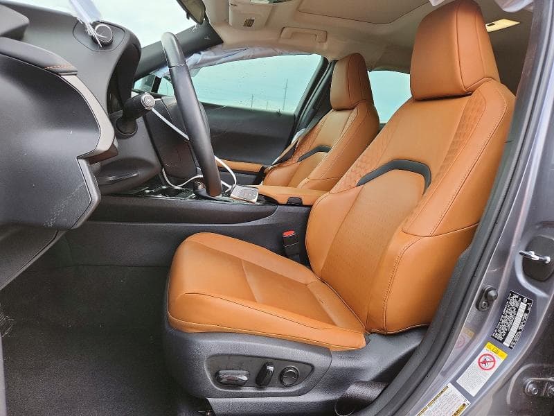 2019 LEXUS UX 200 7