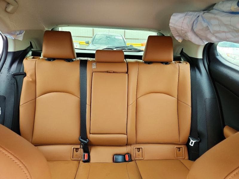 2019 LEXUS UX 200 10