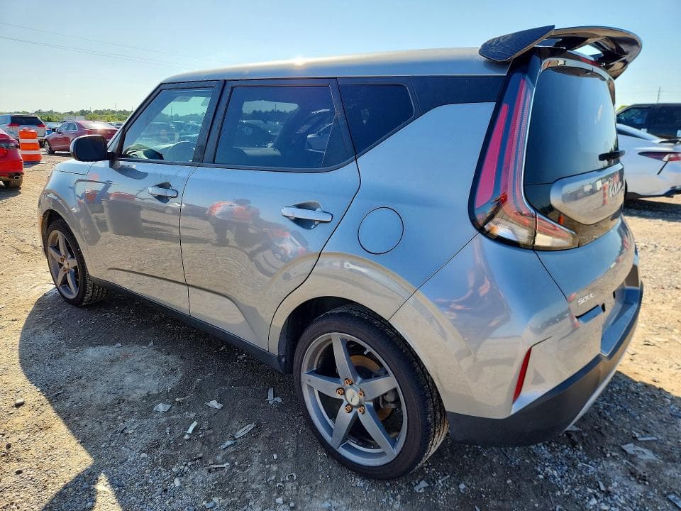 2023 KIA SOUL LX LX 2