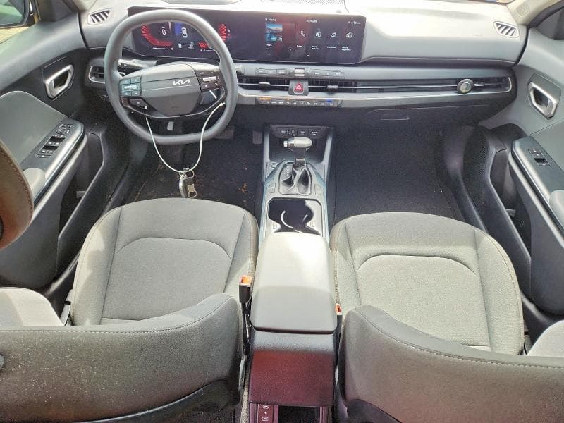 2025 KIA K4 LXS LXS 8