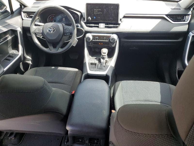 2024 TOYOTA RAV4 LE 8