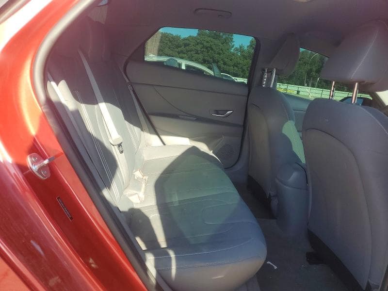 2021 HYUNDAI ELANTRA SEL 10