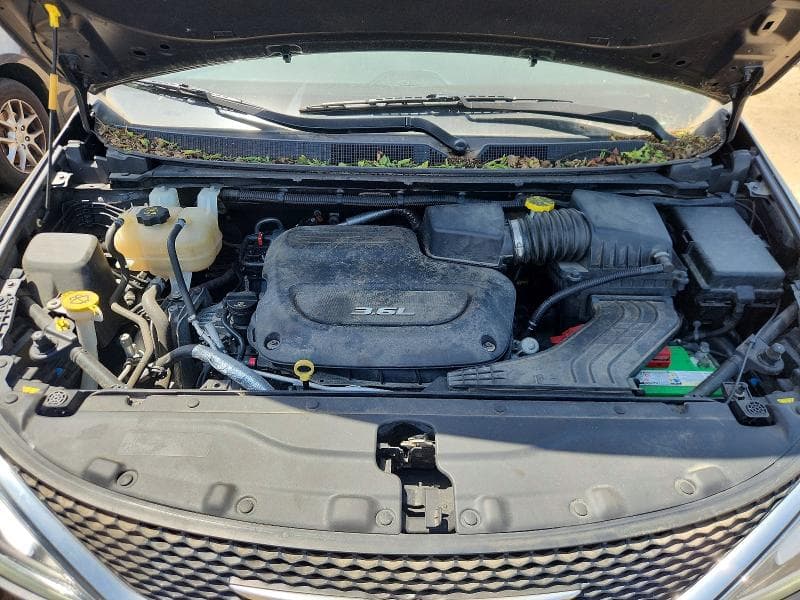 2018 CHRYSLER PACIFICA 12