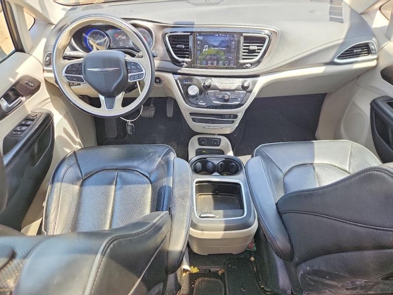 2018 CHRYSLER PACIFICA 8