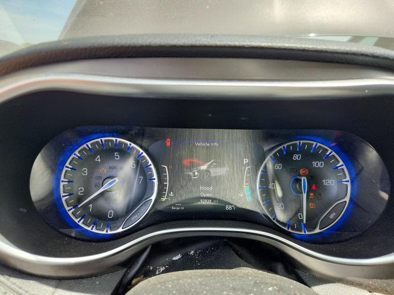 2018 CHRYSLER PACIFICA 9