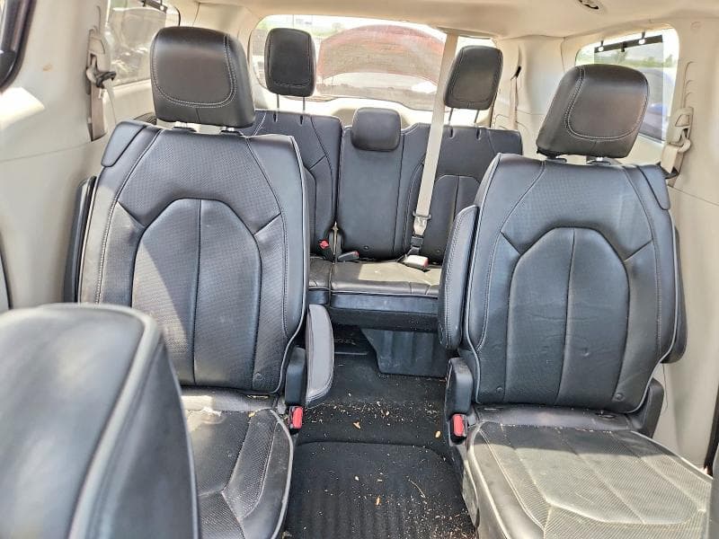 2018 CHRYSLER PACIFICA 10
