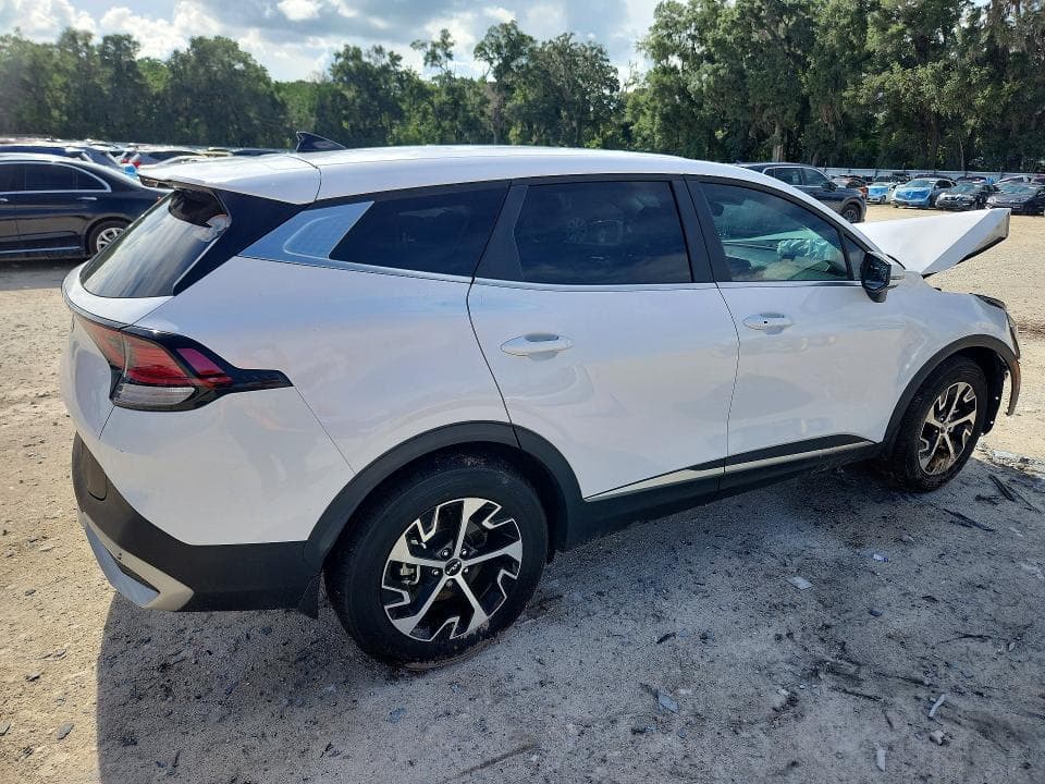 2023 KIA SPORTAGE EX 3