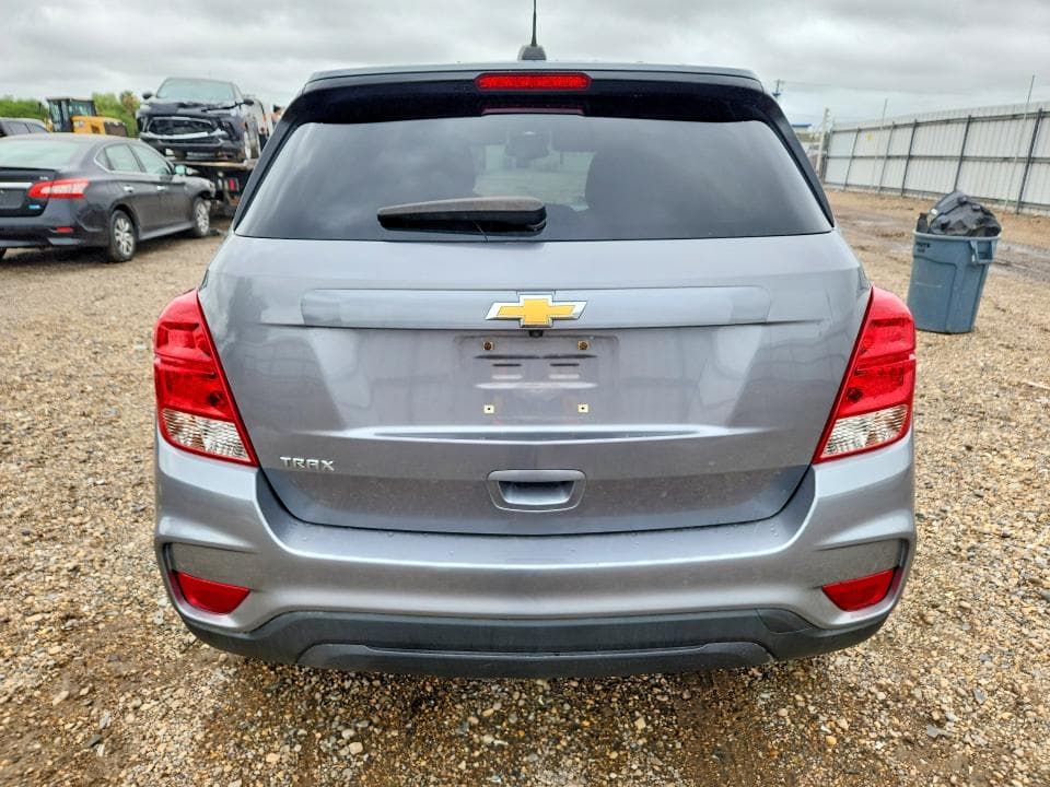 2020 CHEVROLET TRAX LS 6