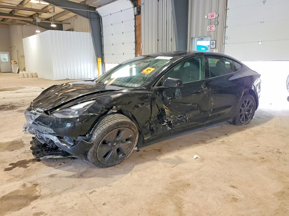 2022 TESLA MODEL 3 - 1