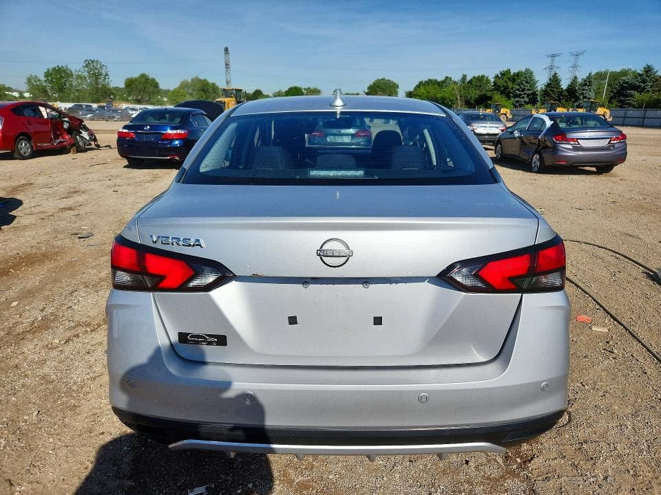 2025 NISSAN VERSA SV 6