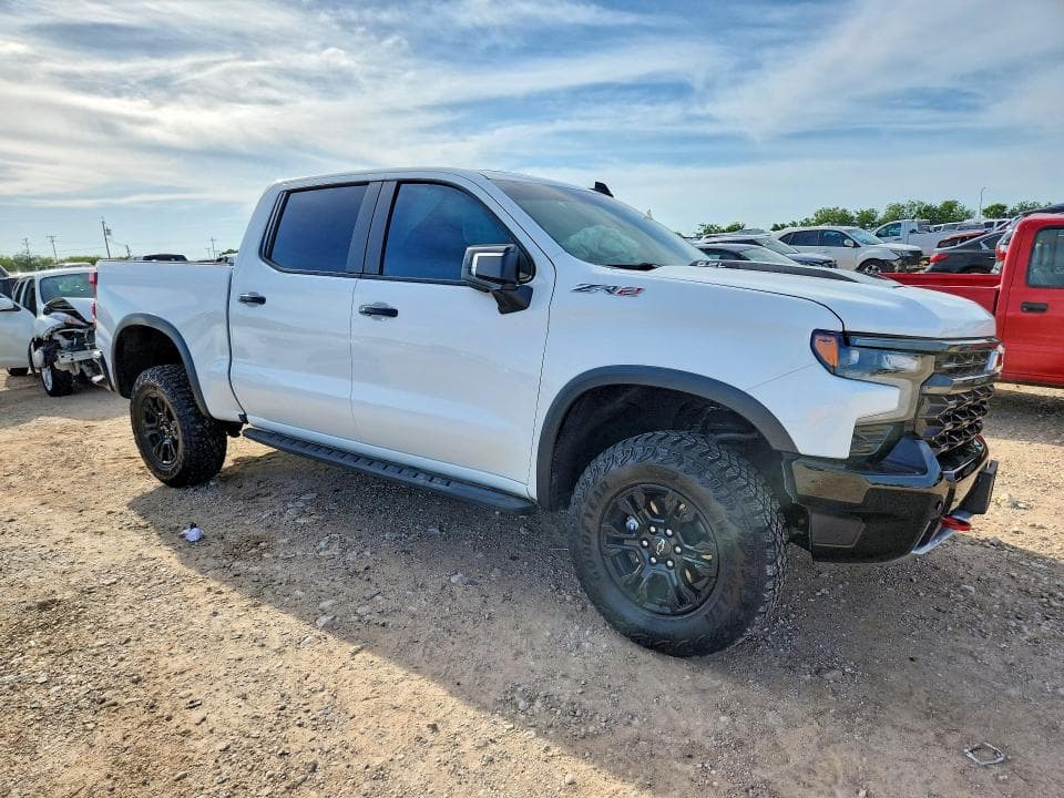 2025 CHEVROLET SILVERADO K1500 ZR2 4