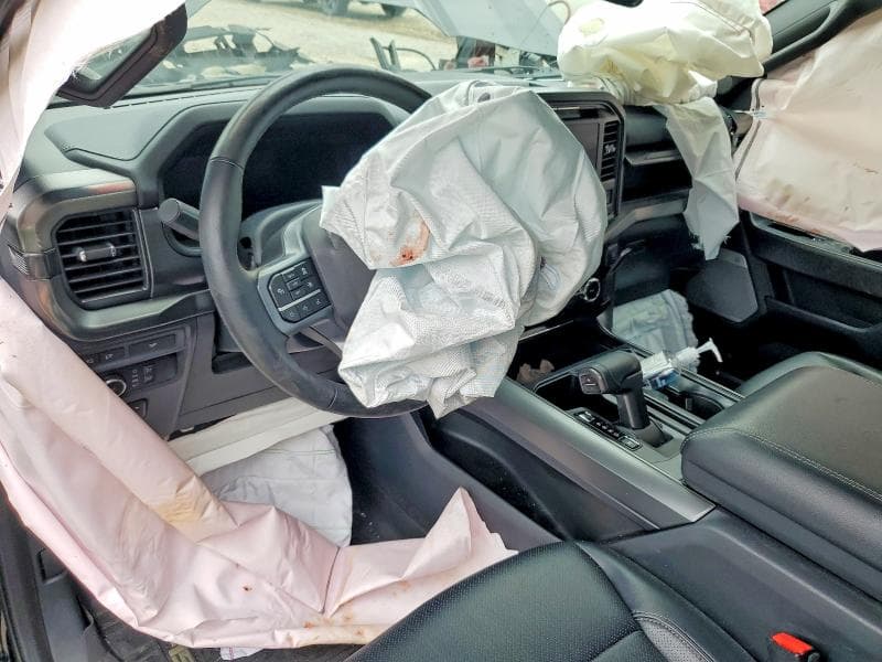 2024 FORD F150 LARIAT 8