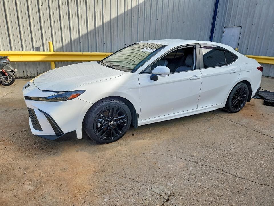 2025 TOYOTA CAMRY SE 1