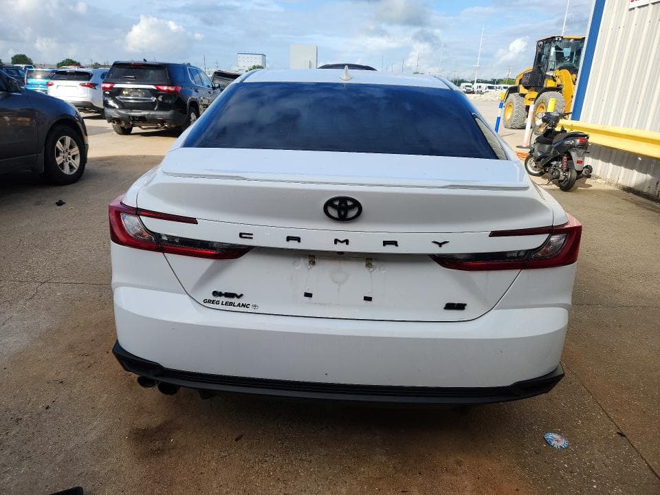 2025 TOYOTA CAMRY SE 6