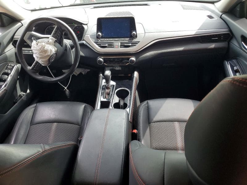 2025 NISSAN ALTIMA SR 8