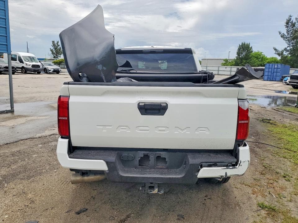 2026 TOYOTA TACOMA SR5 6