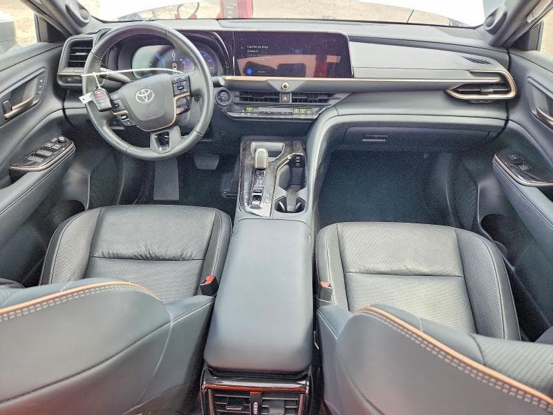 2024 TOYOTA CROWN LIMITED 8