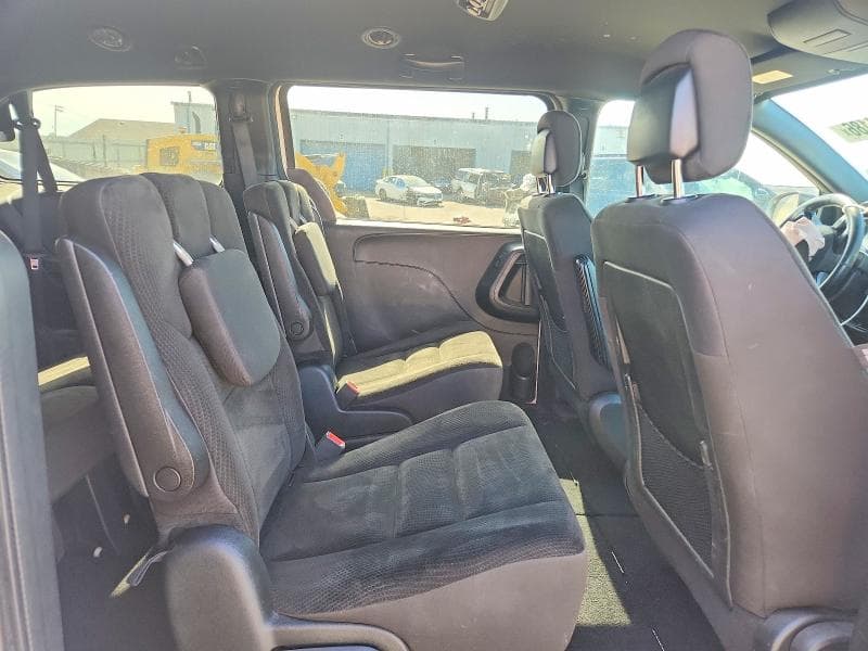 2018 DODGE GRAND CARAVAN SE 11