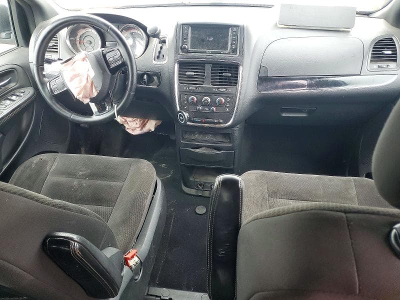 2018 DODGE GRAND CARAVAN SE 8