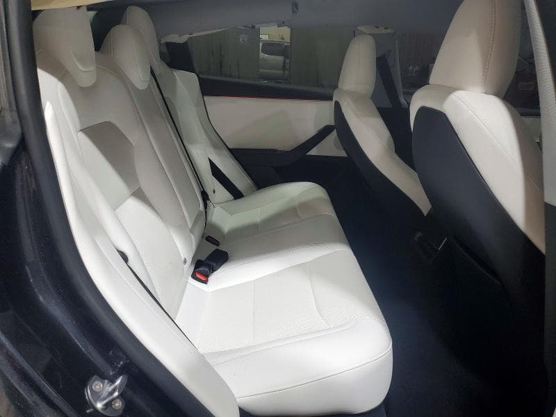 2025 TESLA MODEL 3 10