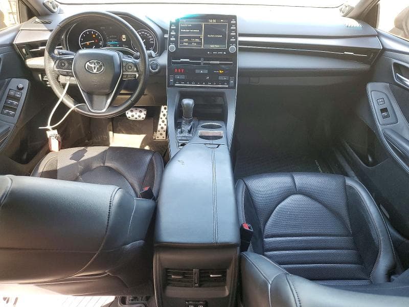 2019 TOYOTA AVALON XLE 8
