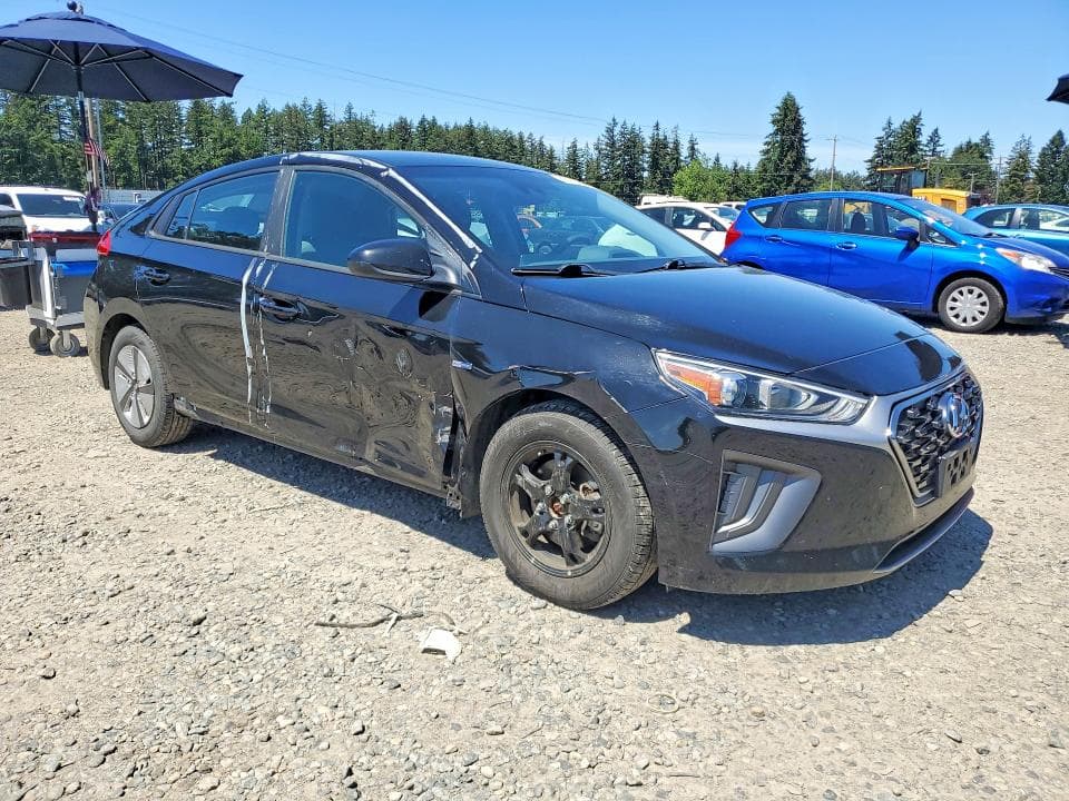 2020 HYUNDAI IONIQ HYBRID BLUE 4