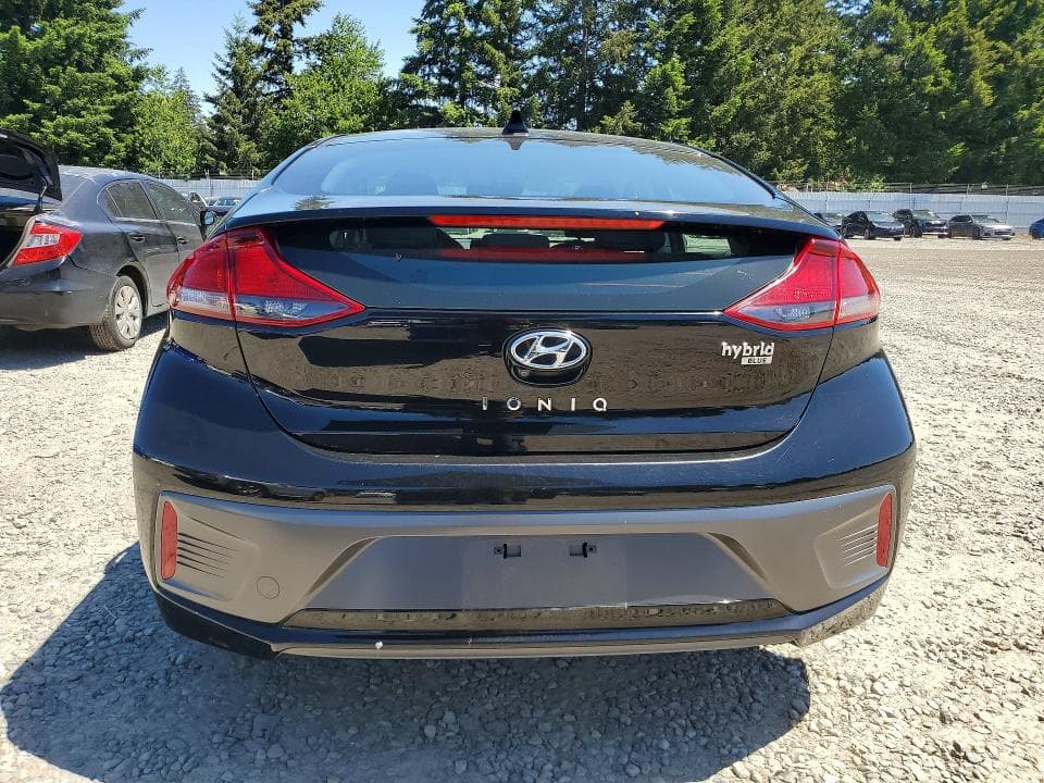 2020 HYUNDAI IONIQ HYBRID BLUE 6