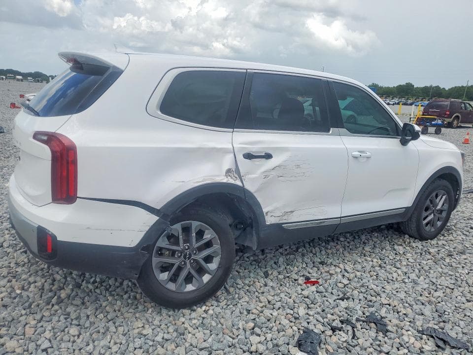 2023 KIA TELLURIDE LX 3