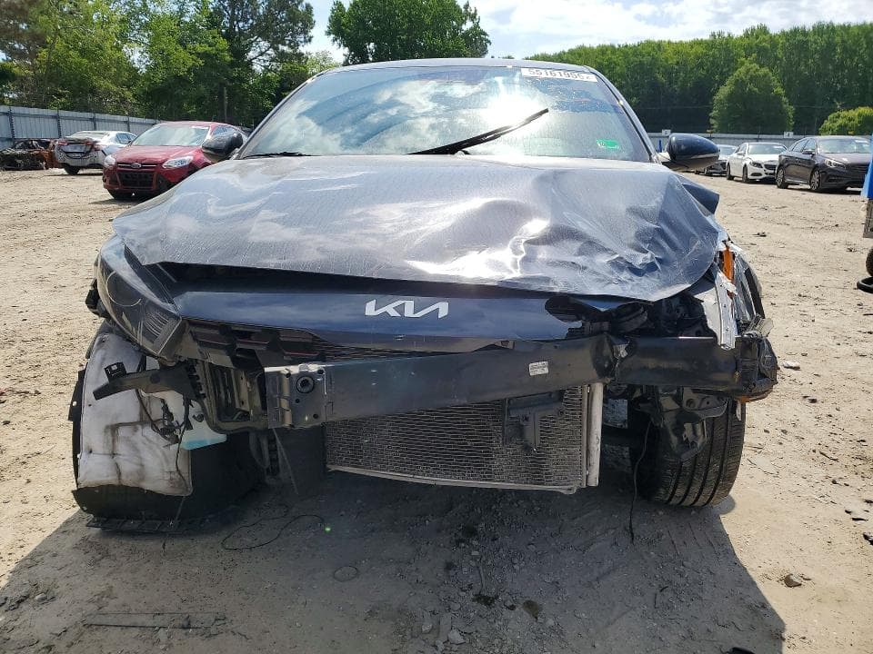 2023 KIA FORTE GT LINE 5