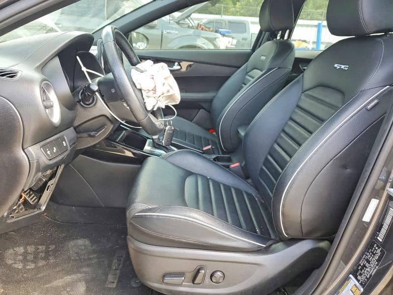 2023 KIA FORTE GT LINE 7