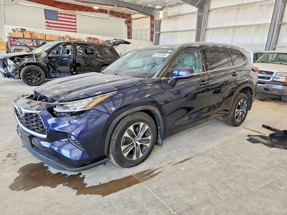2020 TOYOTA HIGHLANDER XLE XLE - 1